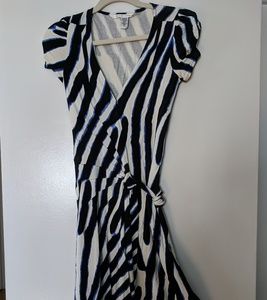 DVF wrap dress sz. 6